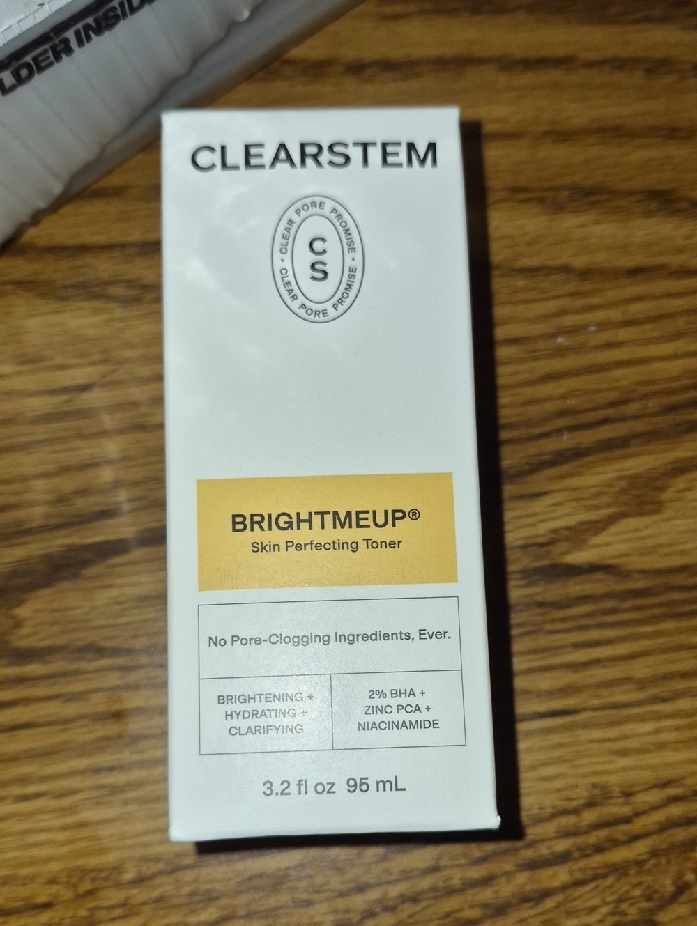 BrightMeUp Skin Perfecting Toner — New